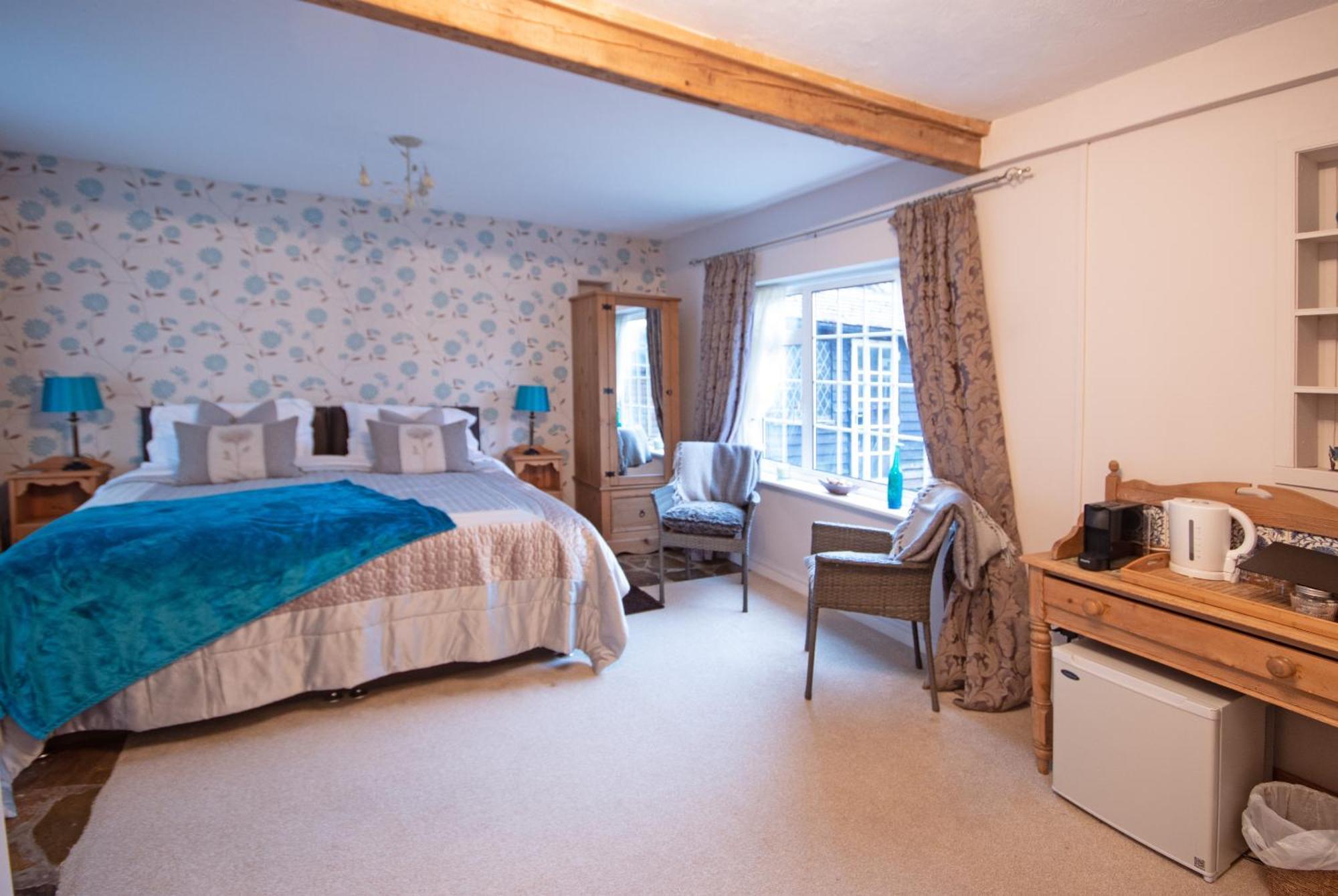 Magpies Lodge Slinfold Εξωτερικό φωτογραφία