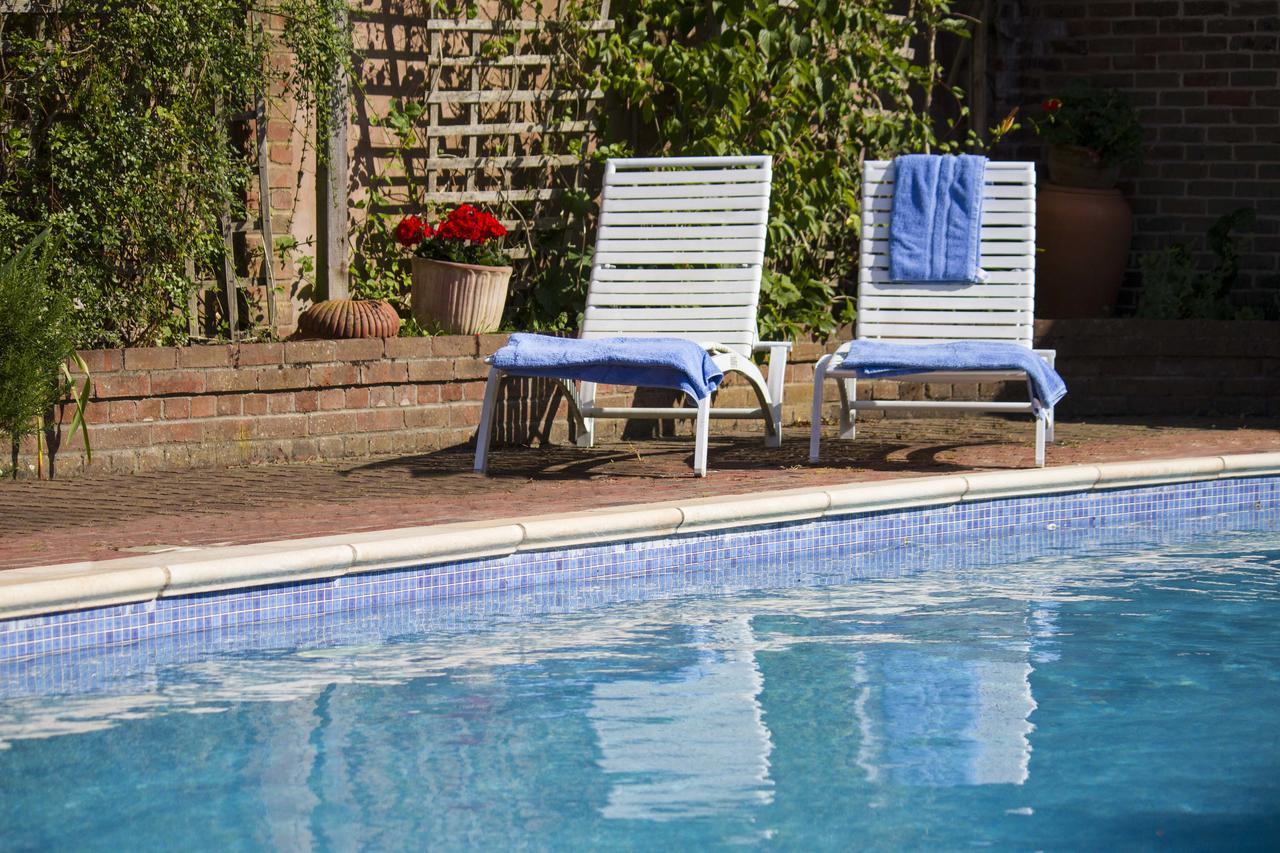 Magpies Lodge Slinfold Εξωτερικό φωτογραφία